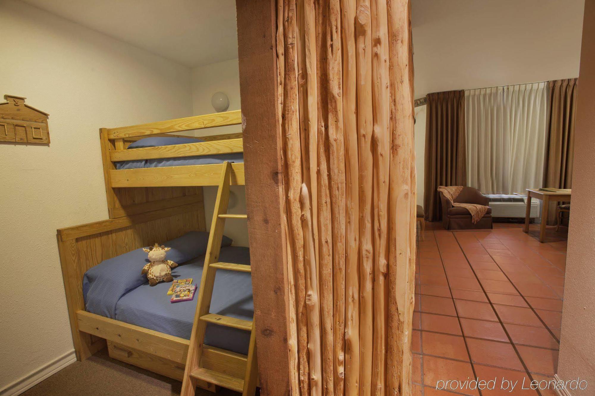 Y O Ranch Hotel And Conference Center Kerrville Szoba fotó